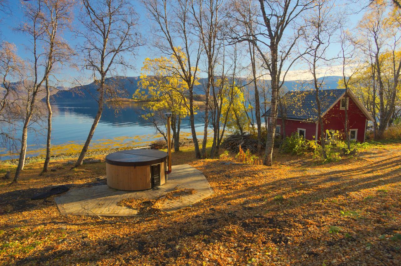 Solhov, Castle Of The Lyngen Alps Hotel Lyngseidet Ngoại thất bức ảnh