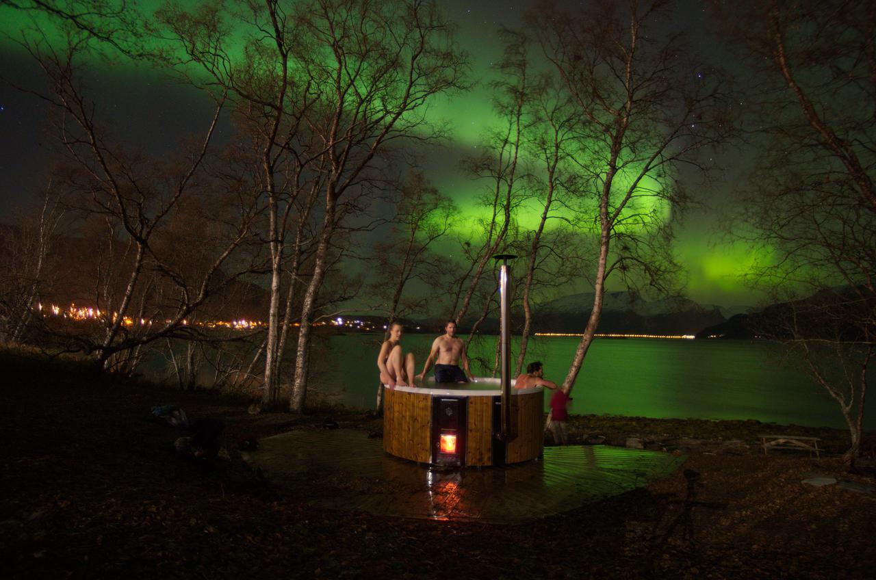 Solhov, Castle Of The Lyngen Alps Hotel Lyngseidet Ngoại thất bức ảnh